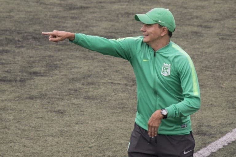 ¿Quién es Alejandro Restrepo, el nuevo técnico de Nacional?