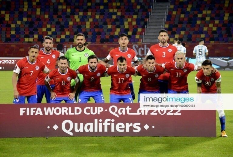 La Selección Chilena estrenaría formación ante Bolivia