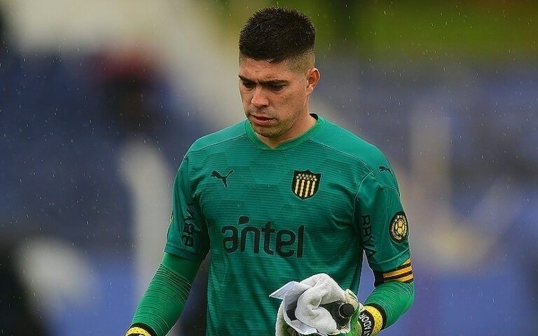 Peñarol solucionó el problema del arquero