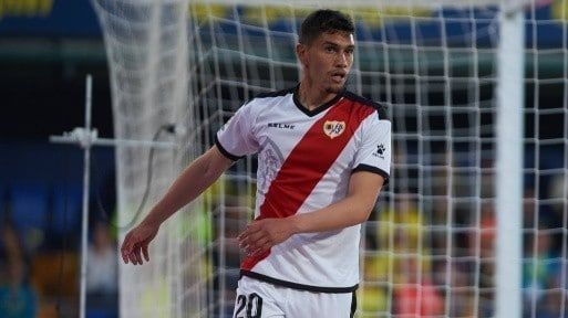 El defensor que llegaría a Pumas por Johan Vázquez