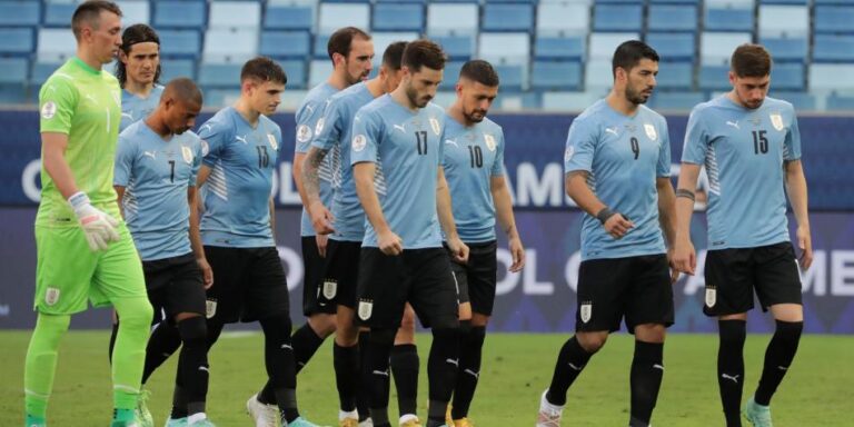 Uruguay y la misión de suplir a Suárez y Cavani