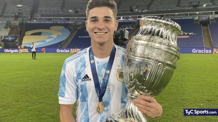 Julián Álvarez, Selección Argentina, River Plate, Campeón de la Liga Profesional de Fútbol, Real Madrid, Juventus, Mundial de Qatar 2022