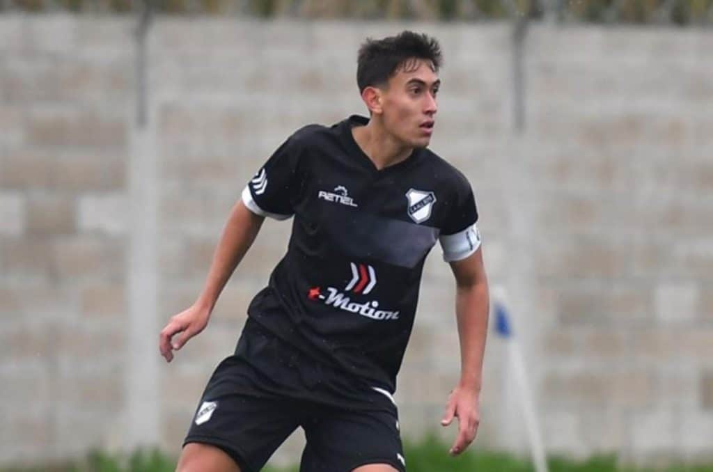 Lucas Soto, Juan Di Lorenzo, Francisco Delorenzi, Brian Benítez, Noah Toribio, Alexis Messidoro, Juan Bautista Arrieta, Alfredo Blanq Cazaux, Martín Giménez, Nicolás Andereggen, Juan Cataldi, Tomás Kolln, Aníbal Matellán, Superliga de Grecia, Super League 2, futbolistas argentinos