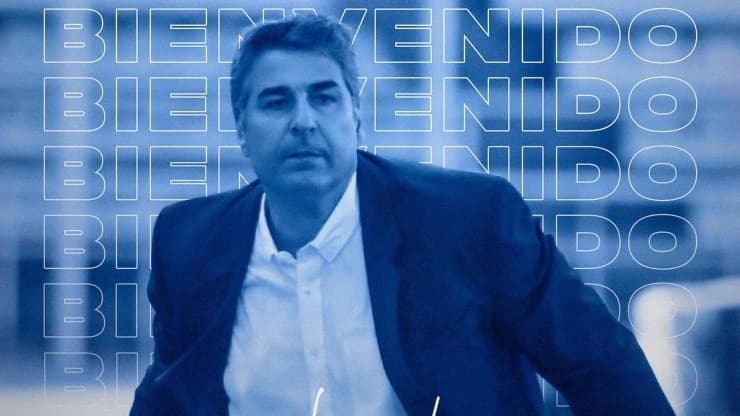 Santiago Escobar, el flamante DT de la U de Chile