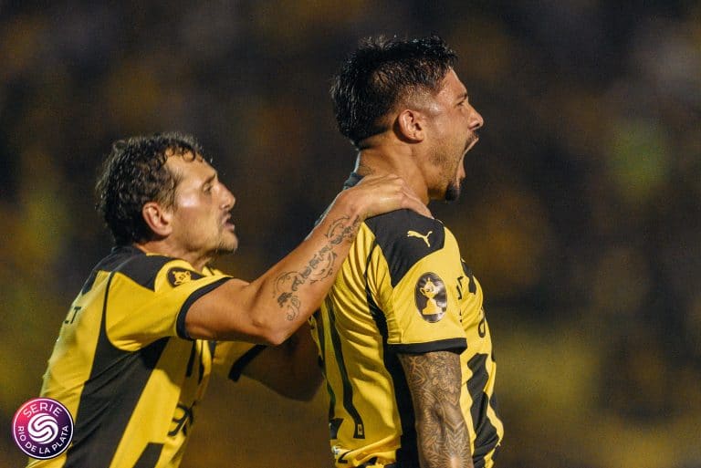 Peñarol es el primer ganador clásico del año 2022