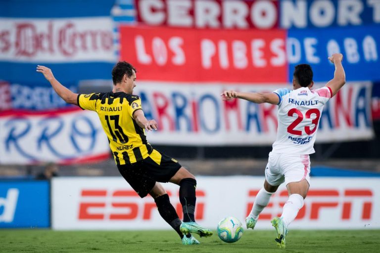 Peñarol y Nacional llegarán al clásico sin su mejor versión