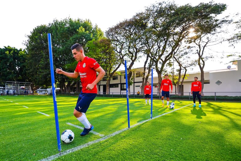 ¿Cuántos puntos necesita Chivas para llegar a la Liguilla?