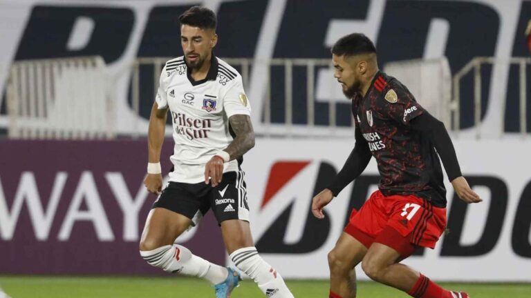 Colo Colo cayó goleado y puso en riesgo su clasificación