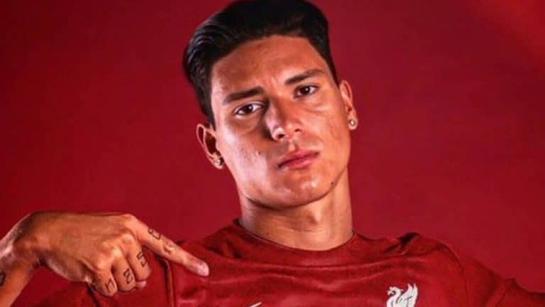 Darwin Nuñez es nuevo jugador del Liverpool