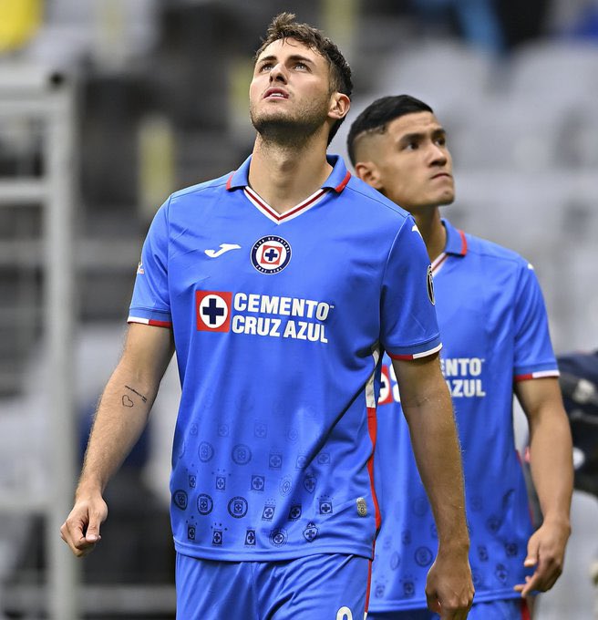 ¿Cuándo será el debut de Santiago Giménez en el Feyenoord?