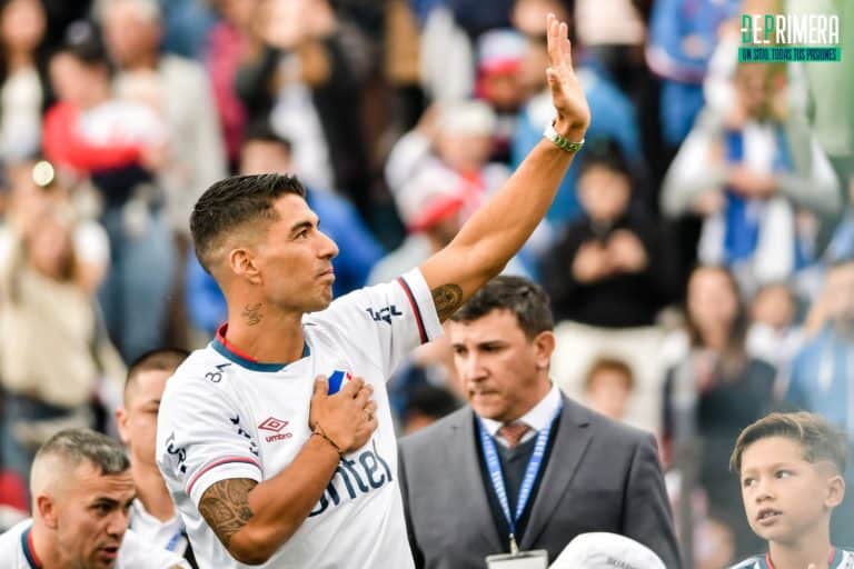 Oficial: Luis Suárez jugará en Nacional