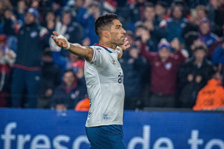 Nacional 3-0 Rentistas: Suárez se perfila como titular en Brasil