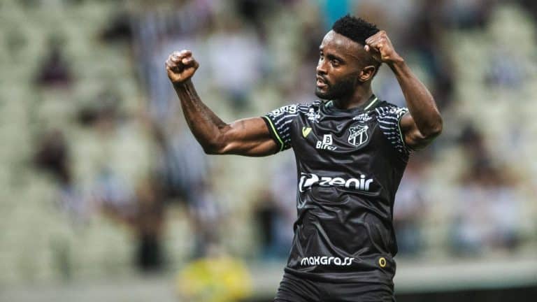 Stiven Mendoza, máximo goleador colombiano