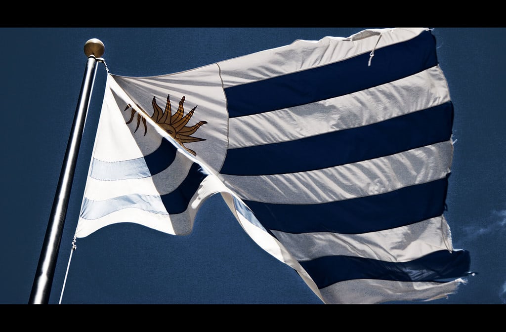 bandera uruguay