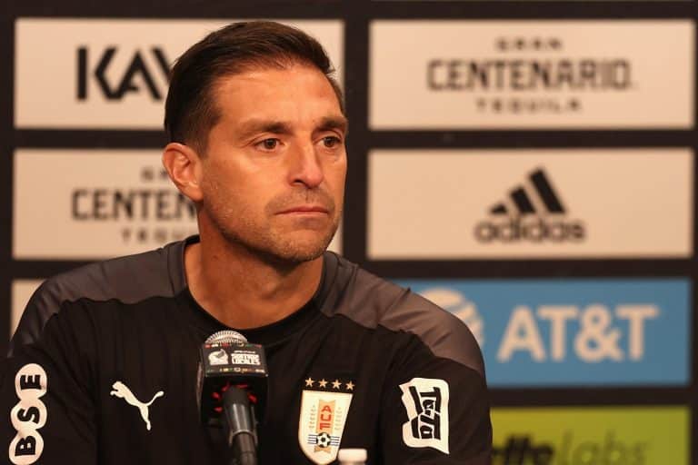 Uruguay dio la lista con Araujo