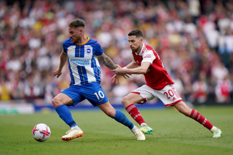 Así podría formar el Liverpool de Klopp con Alexis Mac Allister