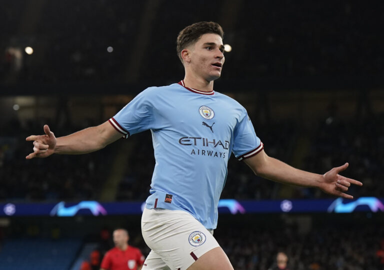 Todos los títulos de Julián Álvarez