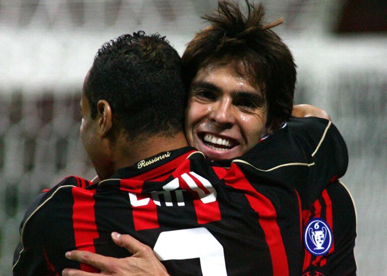 Kaká, Gullit, Cafú… El mejor 11 del Milan de Silvio Berlusconi