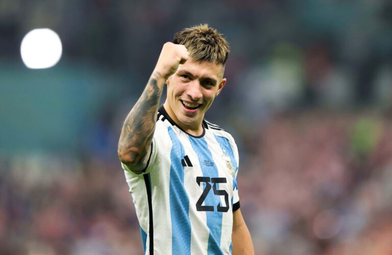 Selección Argentina: ¿por qué no juega Lisandro Martínez hoy vs Ecuador en Eliminatorias?