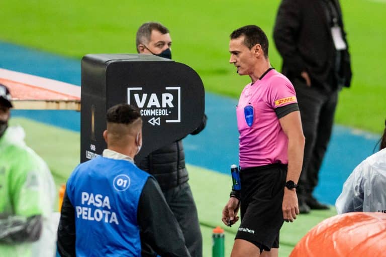 ¿Cómo le fue a Boca en la Copa Libertadores con Wilmar Roldán como árbitro?