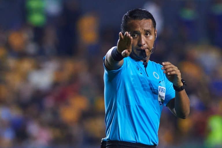 Quién es Iván Barton, el árbitro del Panamá vs. Estados Unidos por la Fase de Grupos de la Copa América 2024