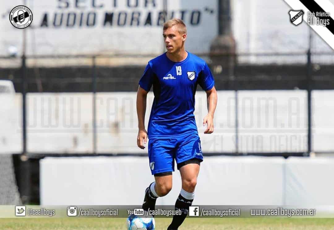 Pablo Schmitt, el zaguero goleador que jugará en el ascenso español