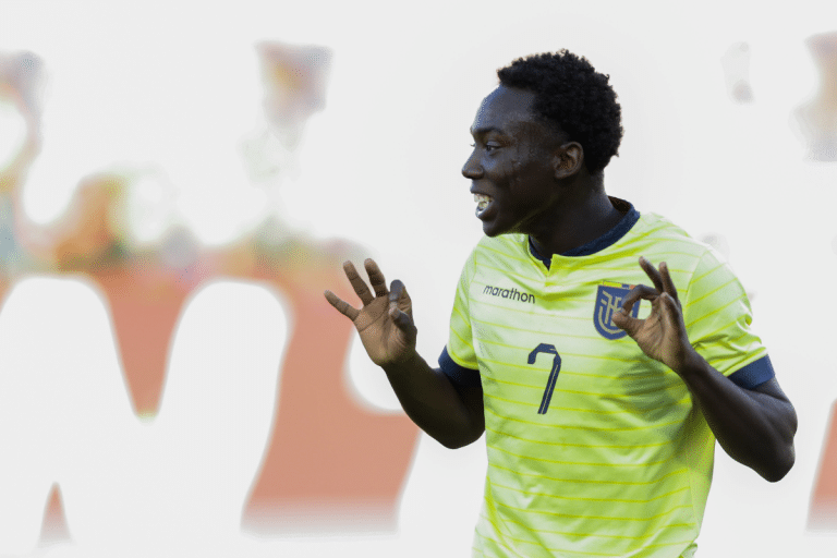 ¿Quién es Yaimar Medina, el joven volante que tiene a Ecuador en la cima del Grupo A del Torneo Preolímpico Sub-23?