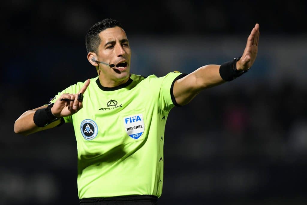 El historial de Yael Falcón Pérez arbitrando el Superclásico River vs. Boca