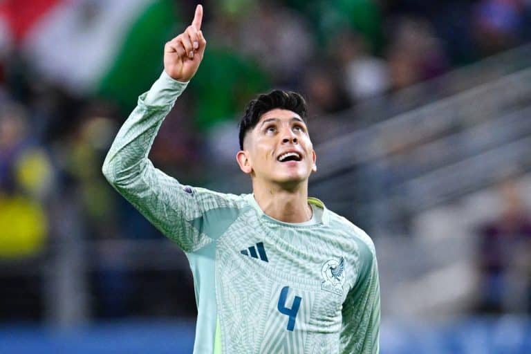 ¿Juega Edson Álvarez vs. Tottenham en la Fecha 31 de la Premier League?