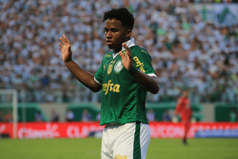 ¿Quién podrá destronarlo? Endrick reina entre los 10 jugadores más VALIOSOS de la Copa Libertadores 2024