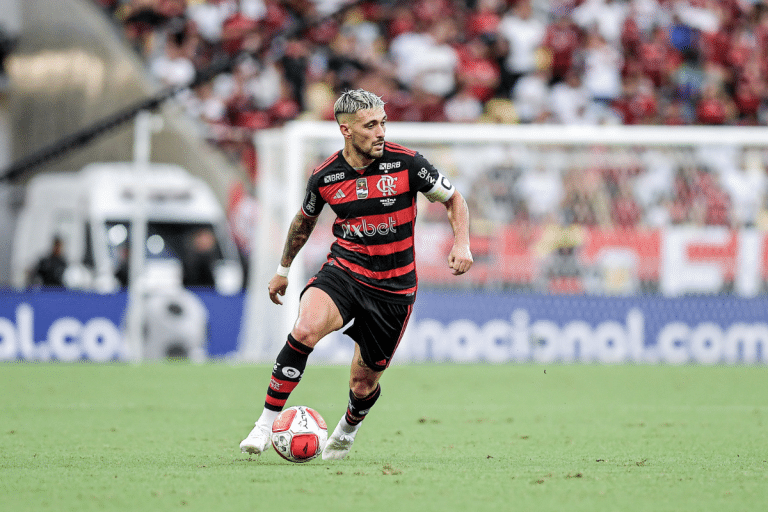 ¡Se encienden las alarmas en Flamengo! Cruz Azul quiere robarle a su estrella Giorgian De Arrascaeta, ¿cómo puede encajar en la Máquina?