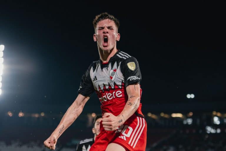 ¡Franco Mastantuono se sumó al listado! Los futbolistas más jóvenes en anotar en la Copa Libertadores