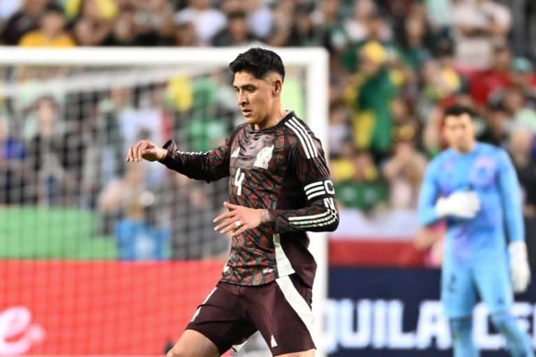 ¡Preocupación en México! Lesión de Edson Álvarez: ¿Qué tiene y cuánto tiempo estará fuera?