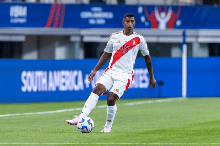 Baja ante Argentina en Copa América 2024: Jorge Fossati ya encontró el reemplazo de Miguel Araujo, ¿quién es y qué le puede aportar a la Selección Perú?